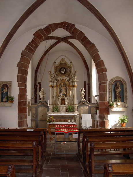 binnenkant mooi kerkje binnenkant mooi kerkje